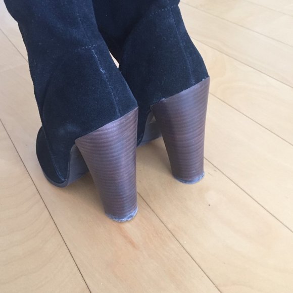 COLIN STUART BLACK GENUINE SUEDE BOOTS, SZ. 7B - Picture 5 of 6